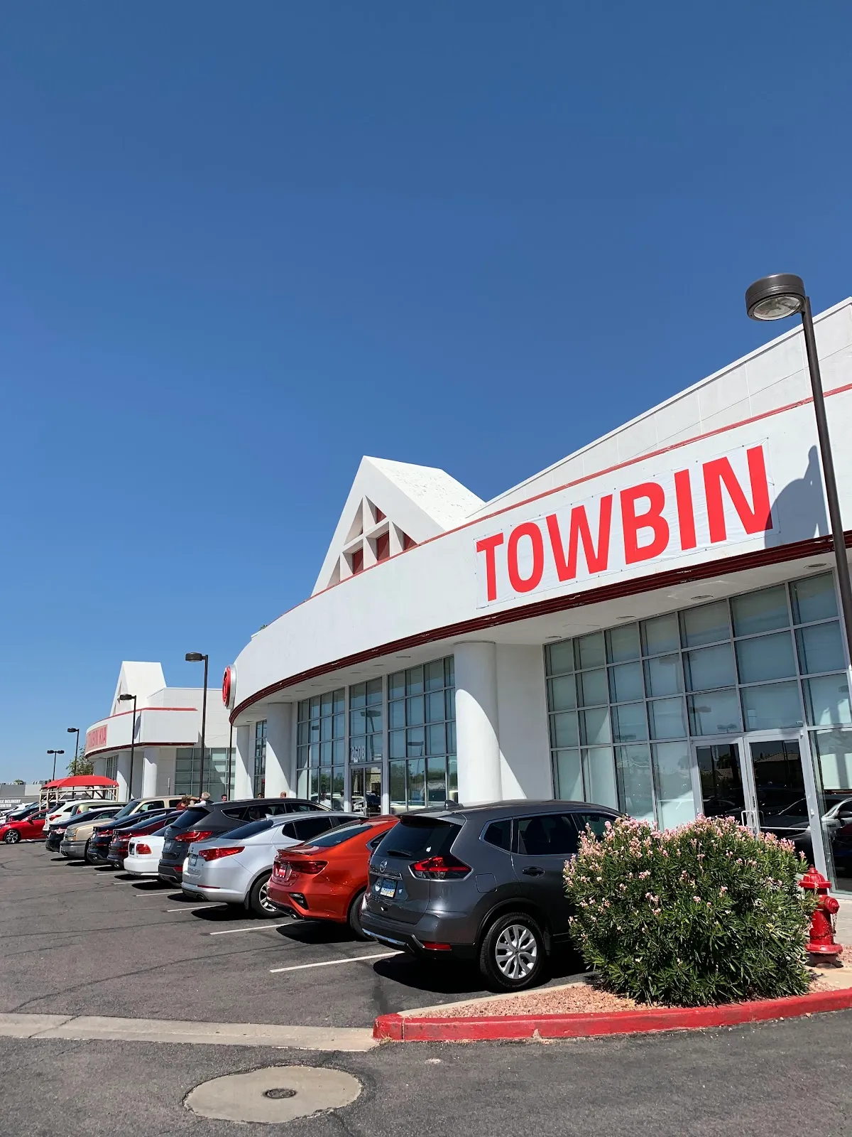 Valley Automall